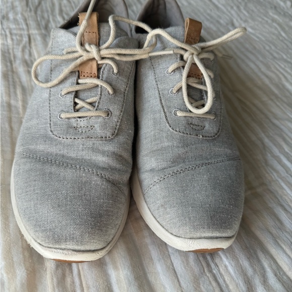 TOMS Sneakers Women’s Size 10 - Picture 2 of 7